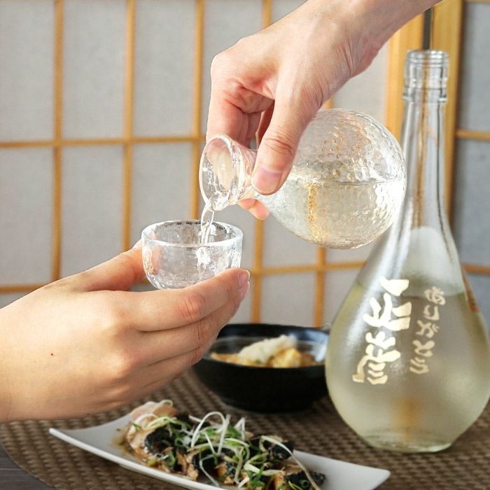 名入れボトル彫刻ゴールド賀茂鶴大吟醸｜ギフトショップ「FLEGRE