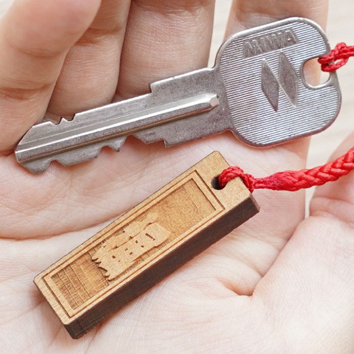 名入れ 和風彫り木札ストラップ｜ギフトショップ「FLEGRE（フレグレ）」